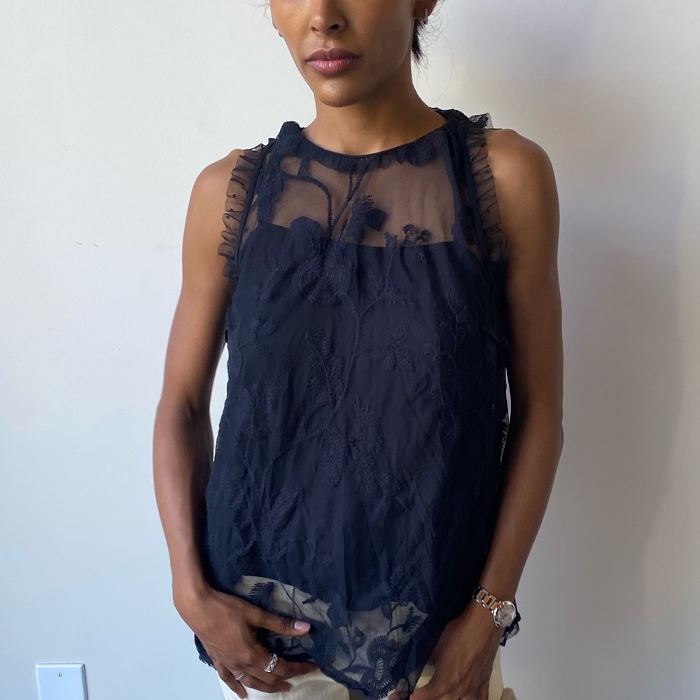 NWT Who What Wear Lace Top